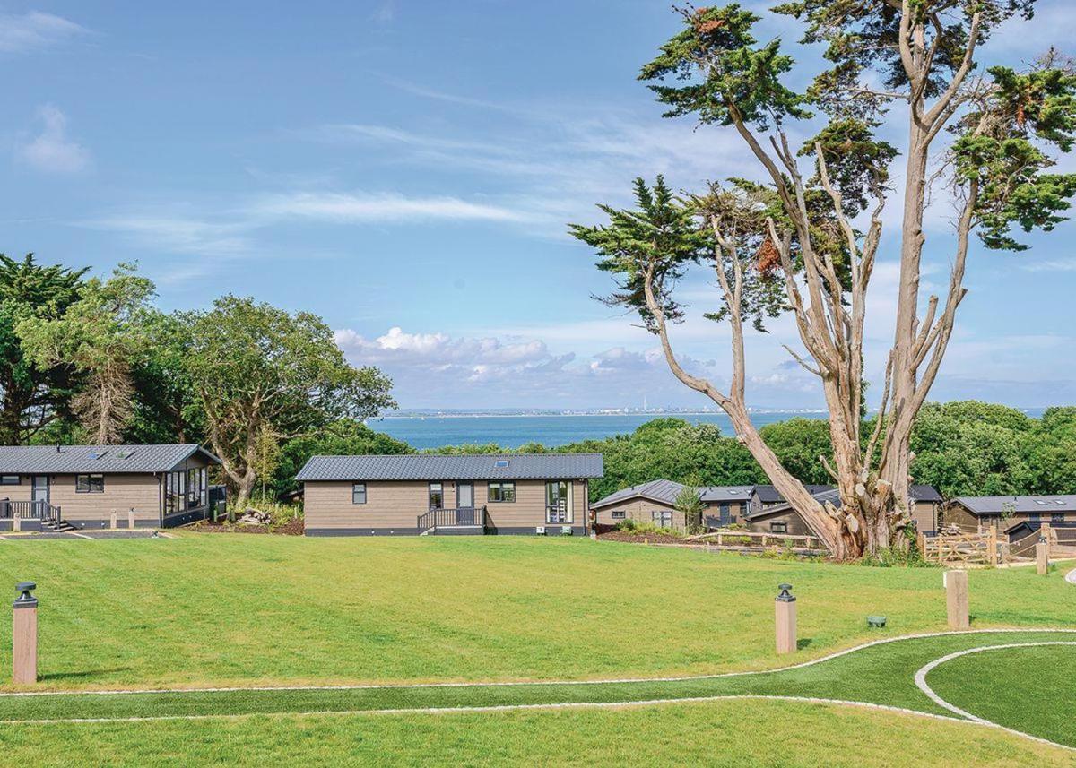 Woodside Bay Lodge Retreat Wootton Bridge  Eksteriør bilde